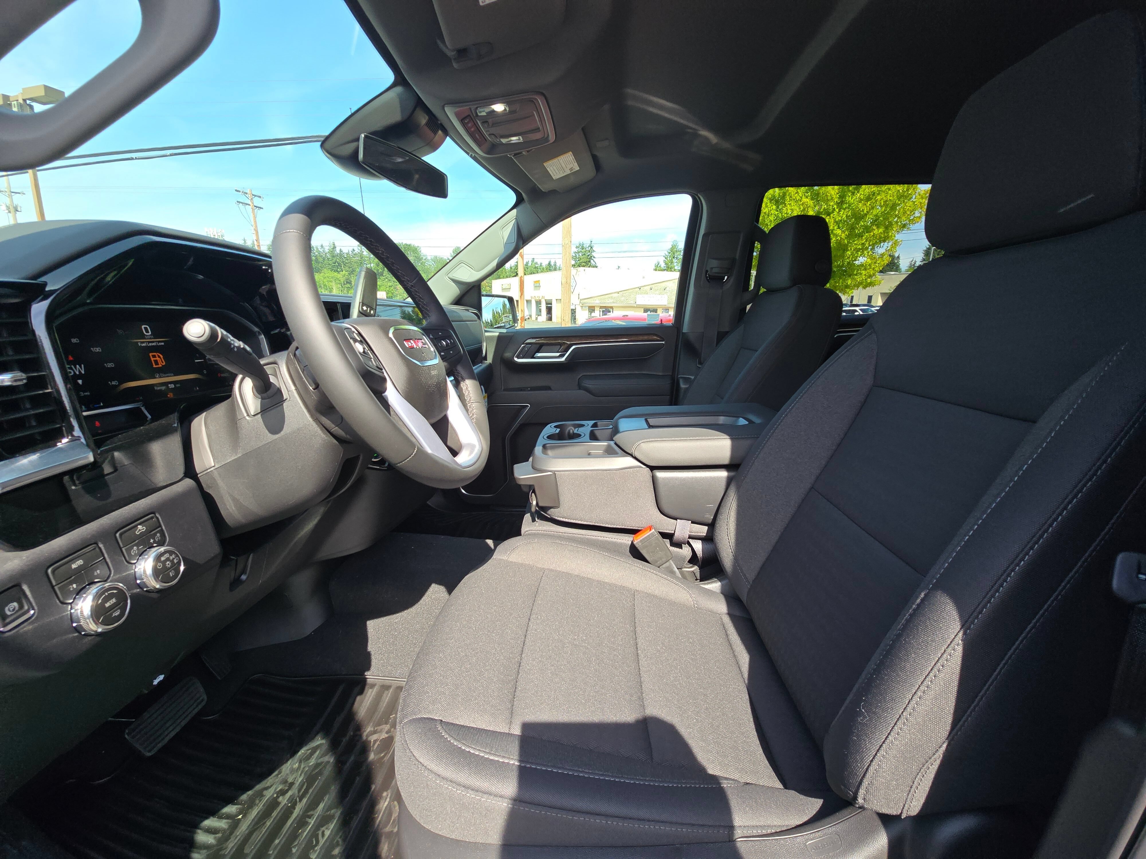New 2026 Onyx Black GMC Elevation image 15