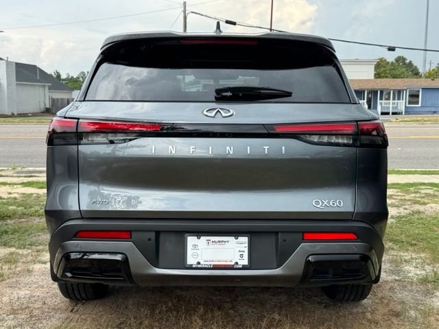 Certified Used 2024 Gray INFINITI PURE image 5