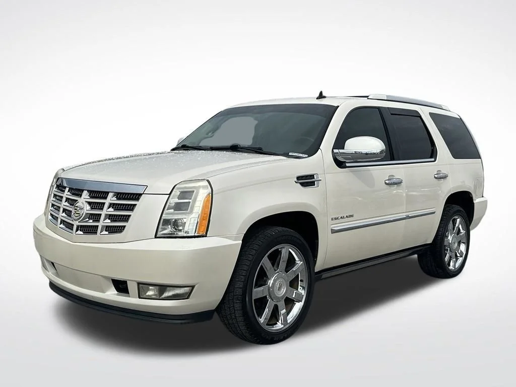 Used 2011 White Cadillac Premium image 2