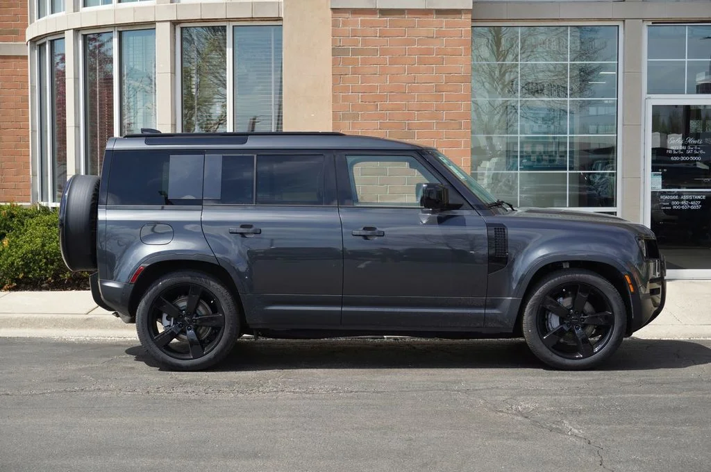 New 2026 Carpathian Grey Land Rover S image 8