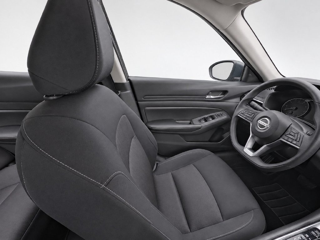 Used 2024 Gray Nissan 2.5 SV image 11