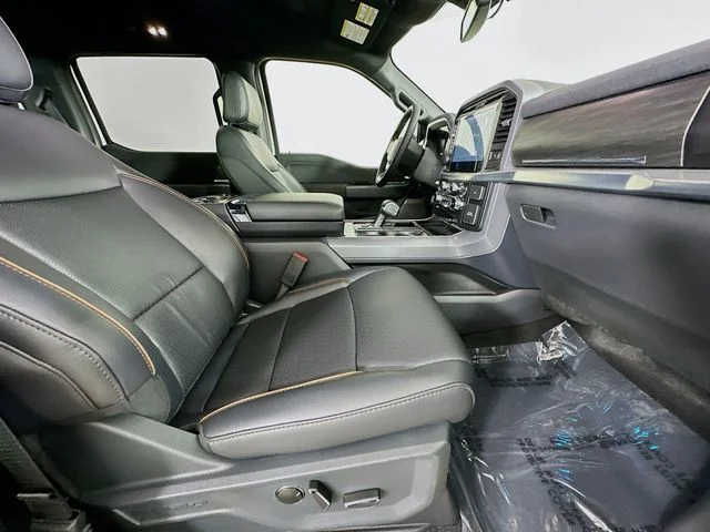 New 2026 Star White Metallic Tri-Coat Ford Lariat image 29
