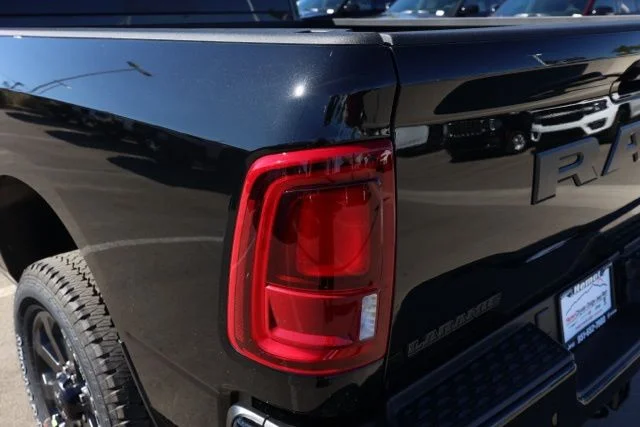 2026 RAM 2500 Laramie - Photo 7
