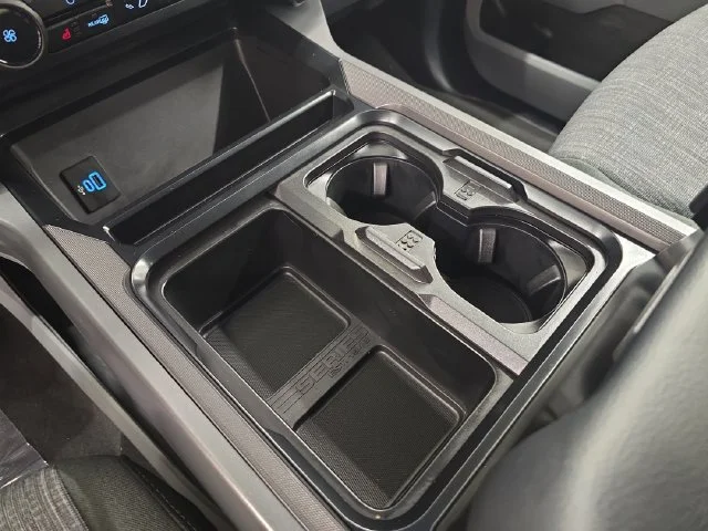 New 2026 Oxford White Ford F-250® XLT image 35