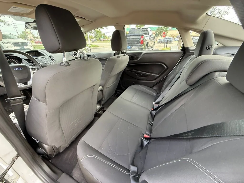 Used 2019 White Ford SE image 27
