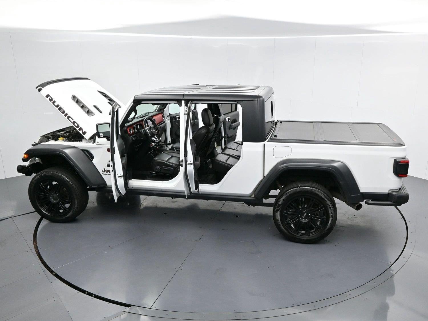 Used 2021 Bright White Clearcoat Jeep Rubicon image 39