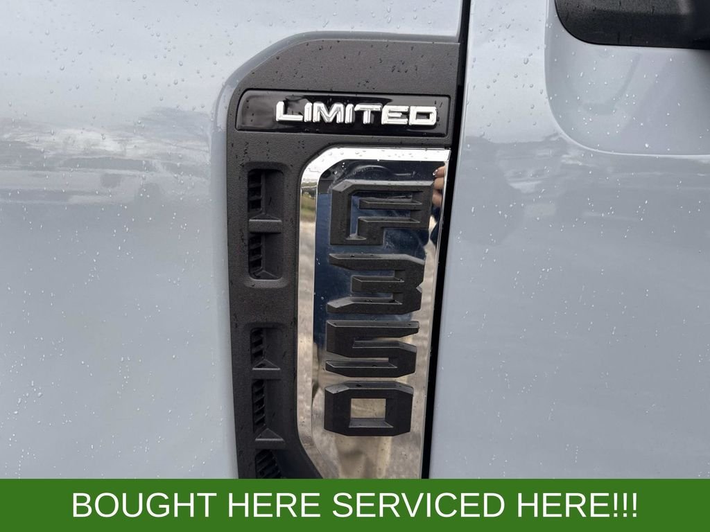 Used 2024 Gray Ford Limited image 10