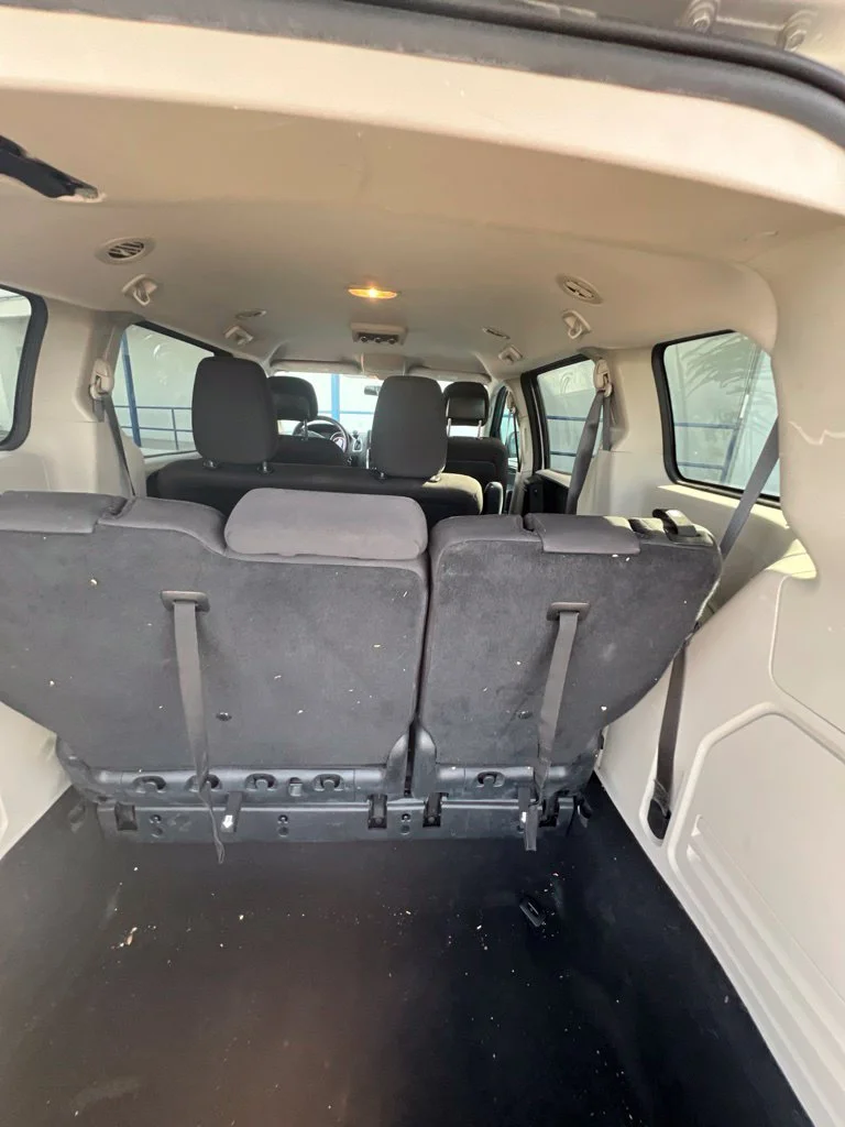 Used 2018 Silver Dodge SE image 24