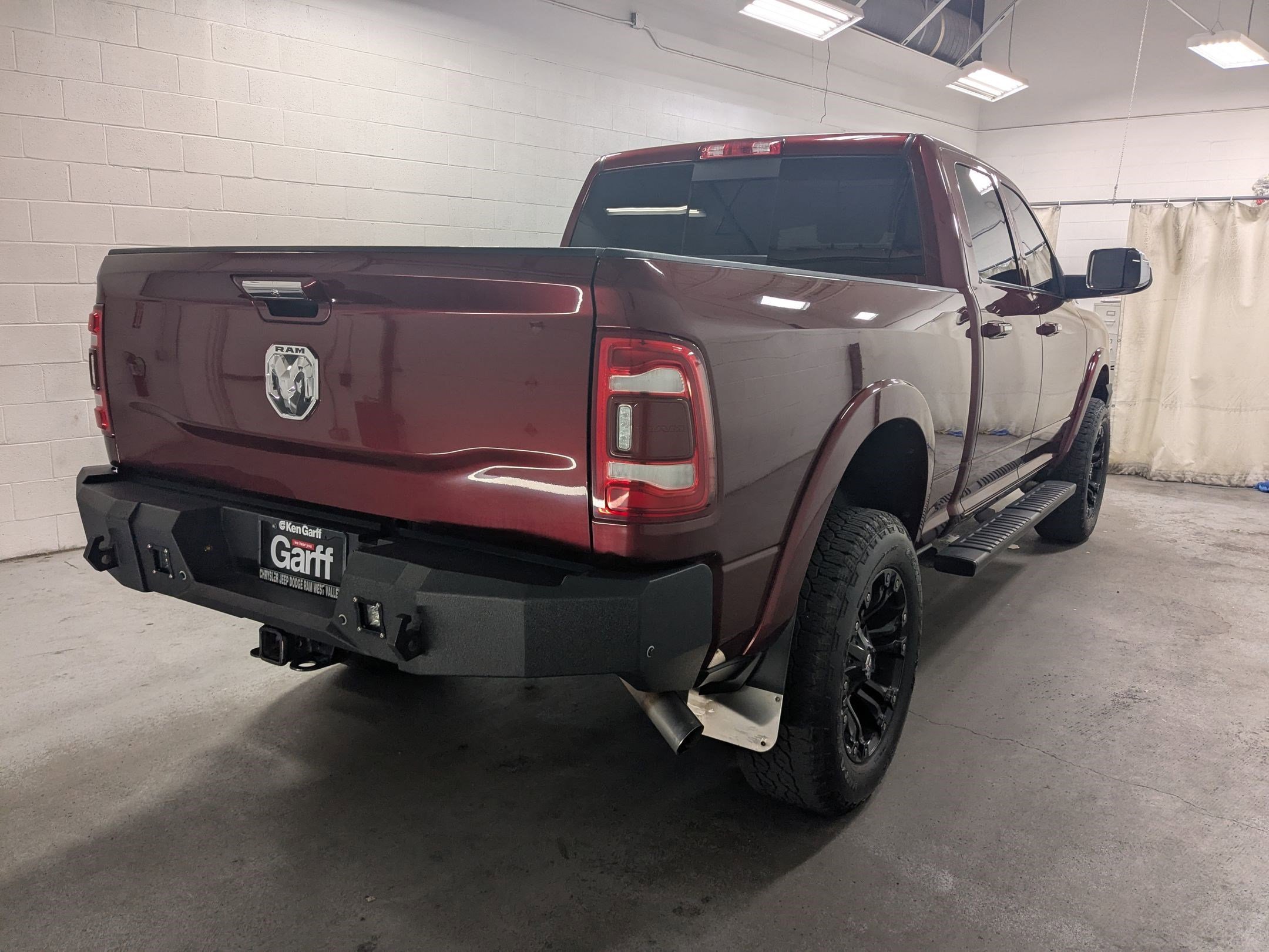 Certified Used 2022 Delmonico Red Pearlcoat Ram Laramie image 4