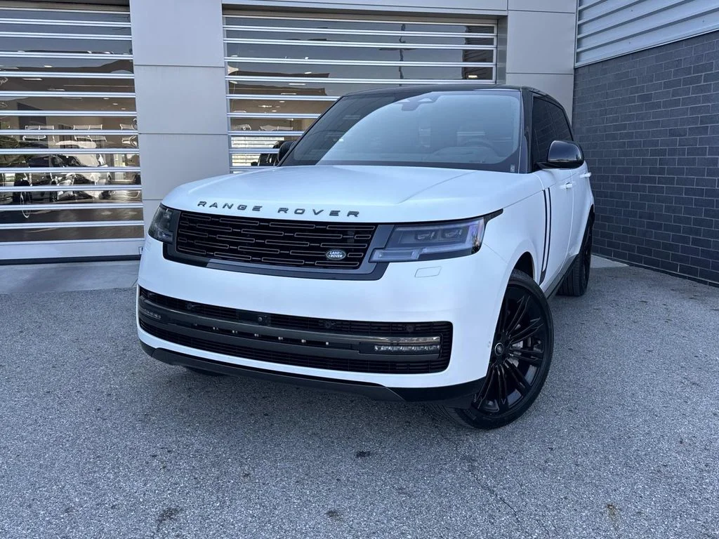 2025 Land Rover Range Rover 4.4 SE LWB 7's photo