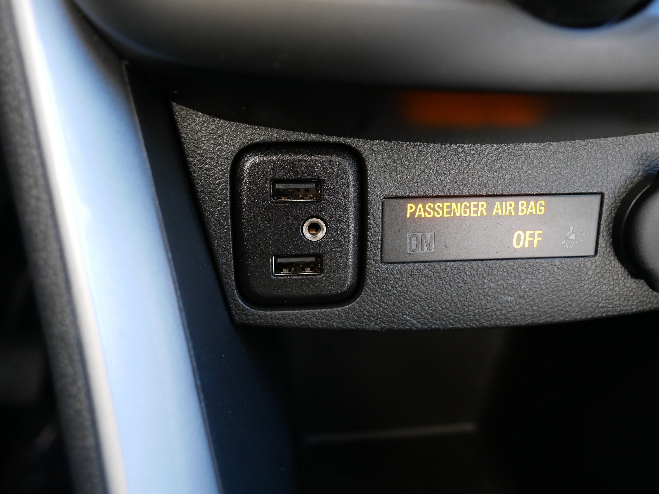 Used 2022 Shadow Gray Metallic Chevrolet LT image 33