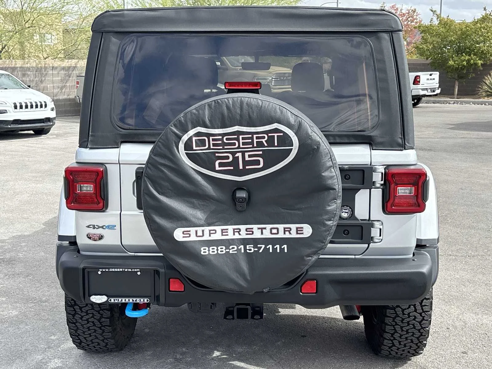 Used 2023 Silver Zynith Clearcoat Jeep Rubicon 20th Anniversary image 7