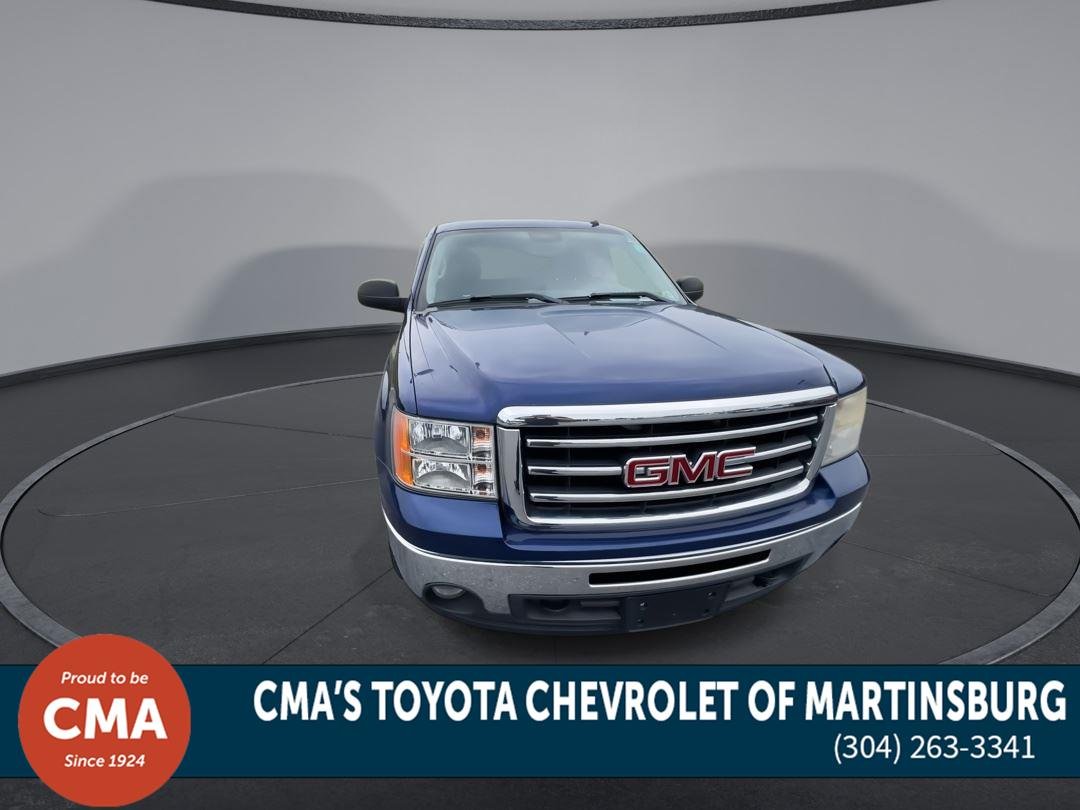 Used 2013 Heritage Blue Metallic GMC SLE image 3