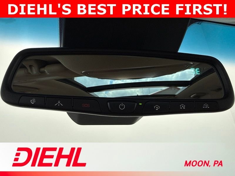 Used 2017 White Hyundai Limited image 35