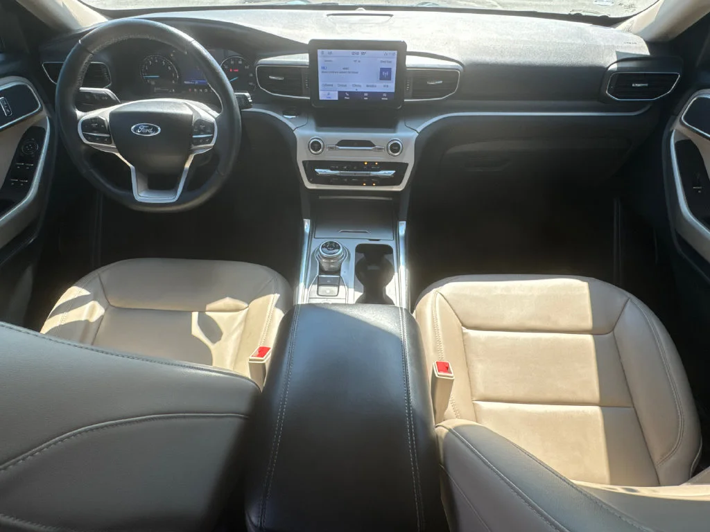 2023 Ford Explorer XLT - Photo 23