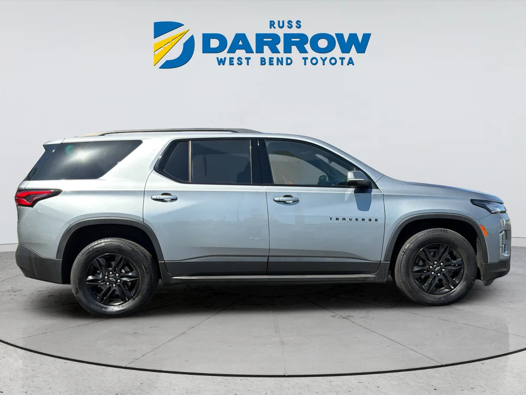 Used 2023 Gray Chevrolet LT image 5