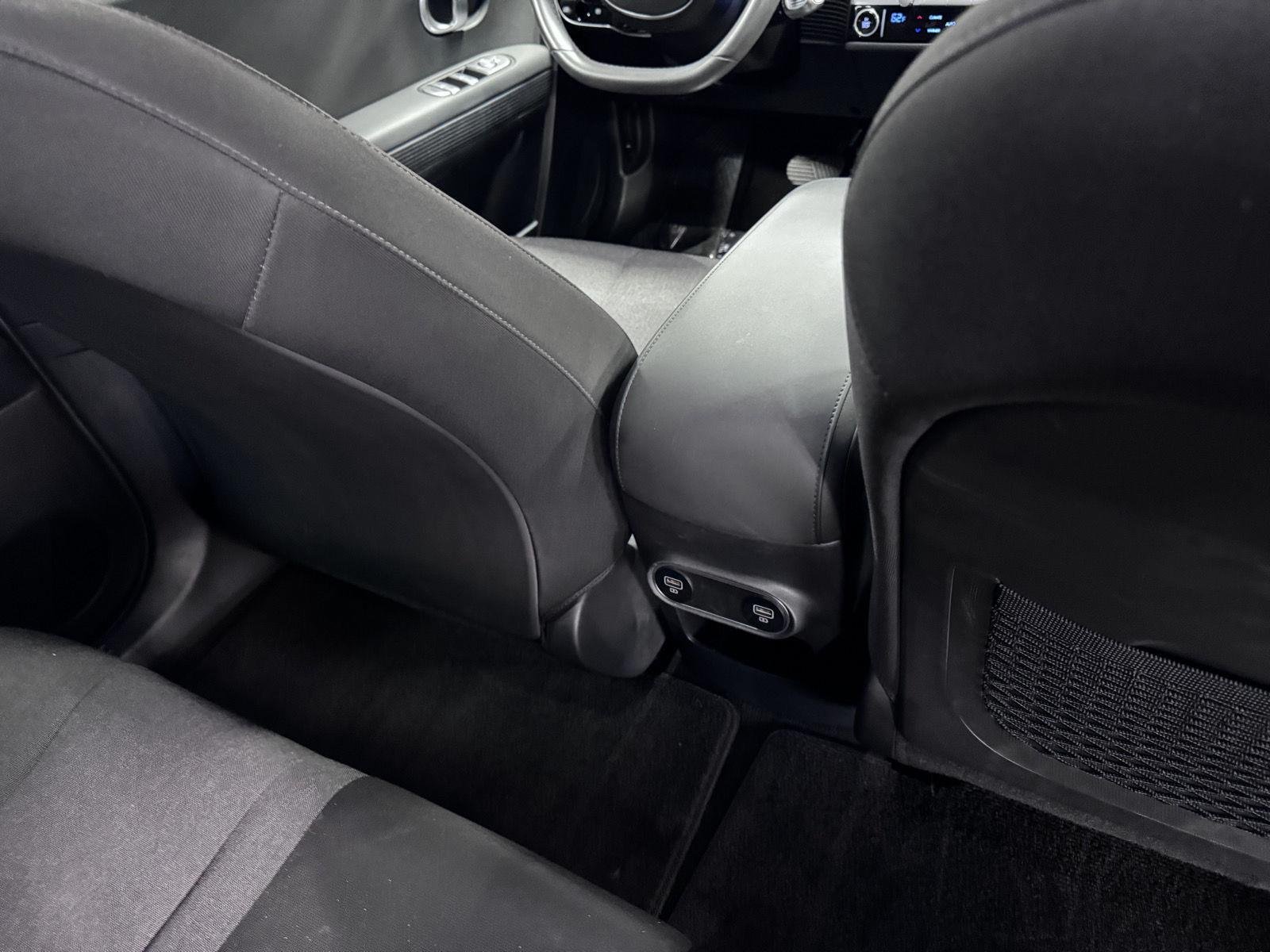 2024 Hyundai IONIQ 5 SE - Photo 22