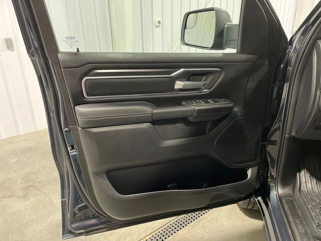 New 2026 Forged Blue Metallic Exterior Paint RAM Big Horn image 16