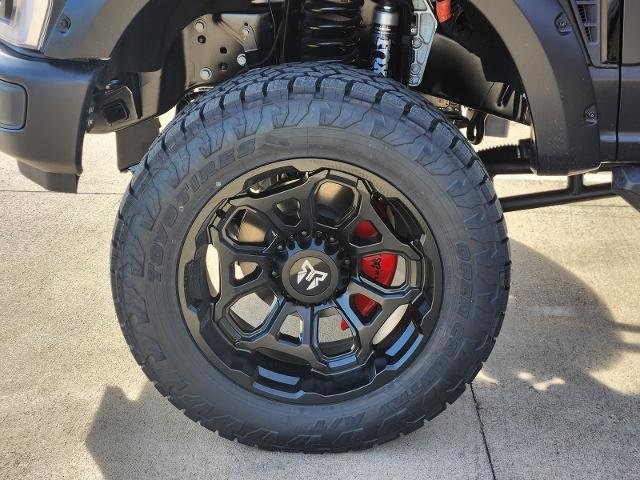 New 2026 Agate Black Metallic Ford F-250® Lariat® image 31