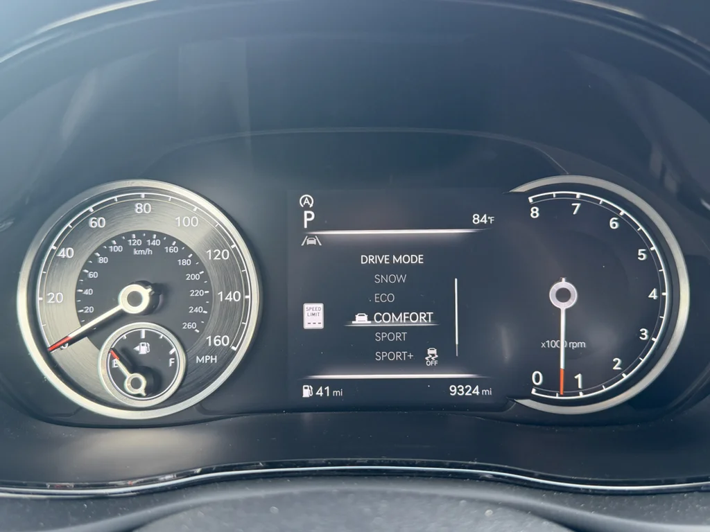 Used 2025 Capri Blue Genesis 3.5T Sport image 20