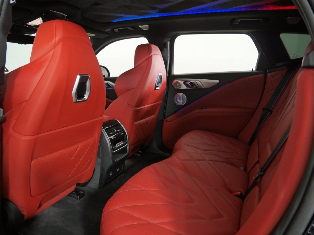 Used 2023 Carbon Black Metallic BMW Base image 30