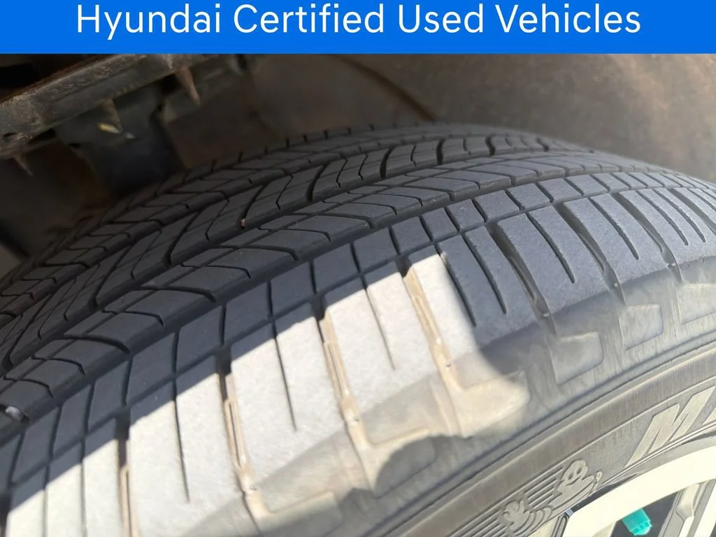 Certified Pre-Owned 2025 Hyundai Santa Cruz Limited