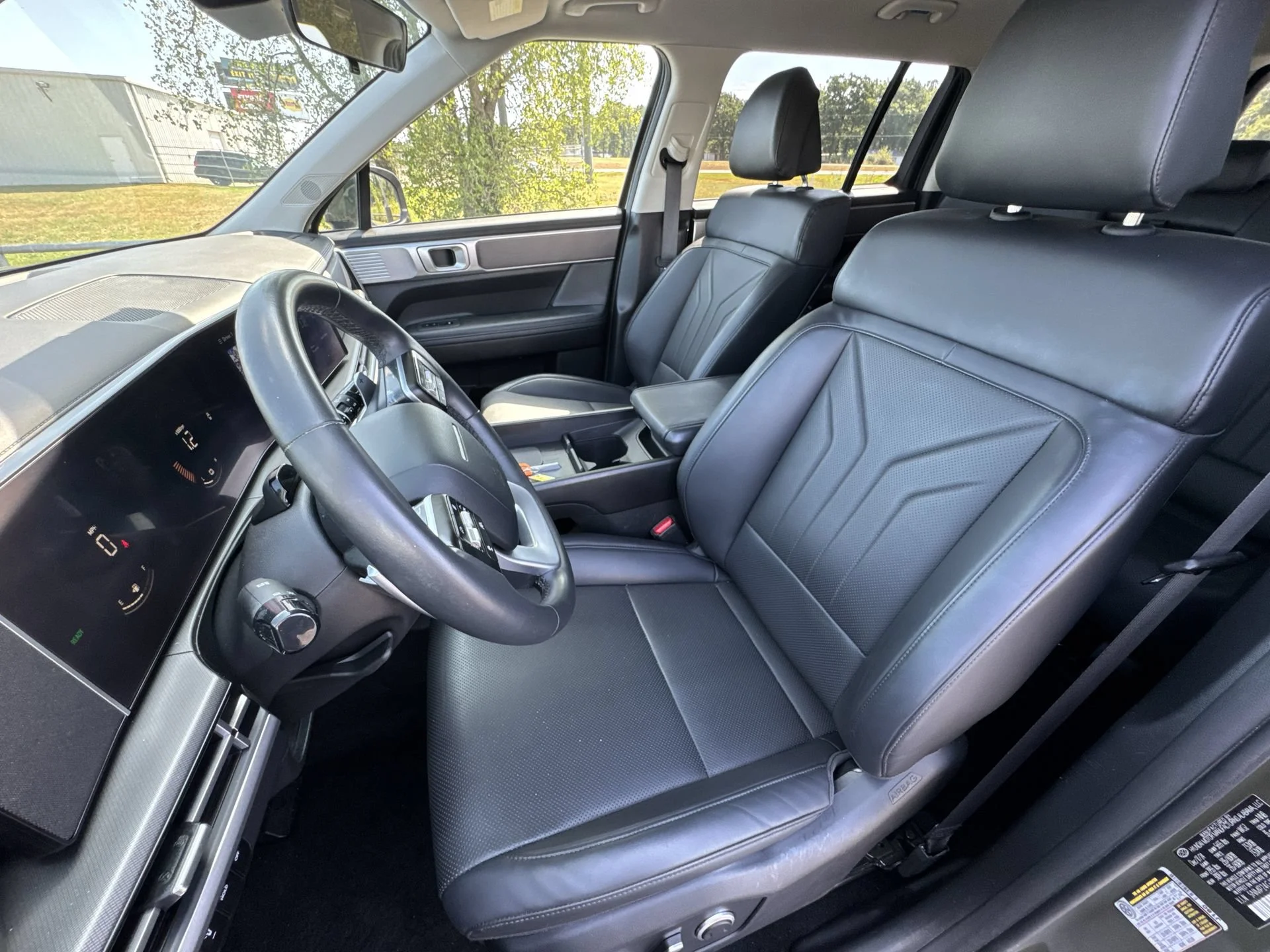 2025 Hyundai Santa Fe SEL - Photo 11