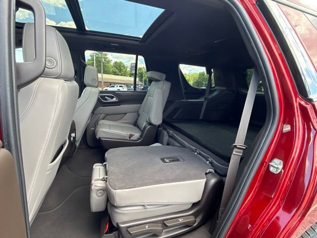 2023 GMC Yukon SLT - Photo 32
