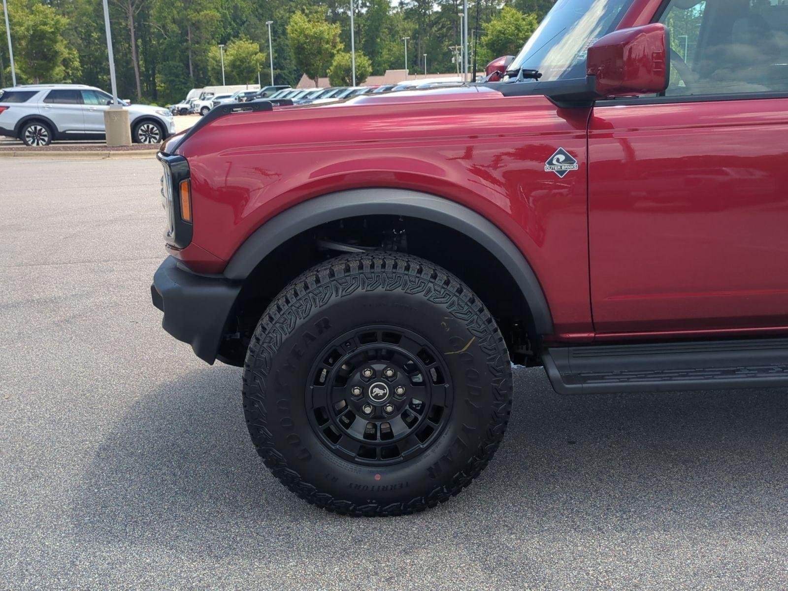 New 2026 Ruby Red Metallic Tinted Clearcoat Ford Outer Banks® image 10