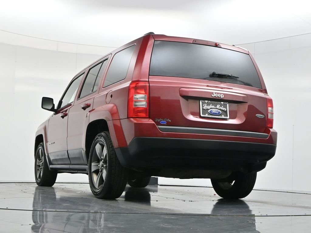 Used 2014 Deep Cherry Red Crystal Pearlcoat Jeep Latitude image 48