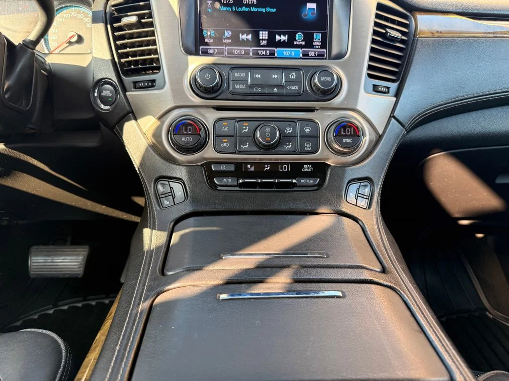 Used 2017 Iridium Metallic GMC Denali image 58
