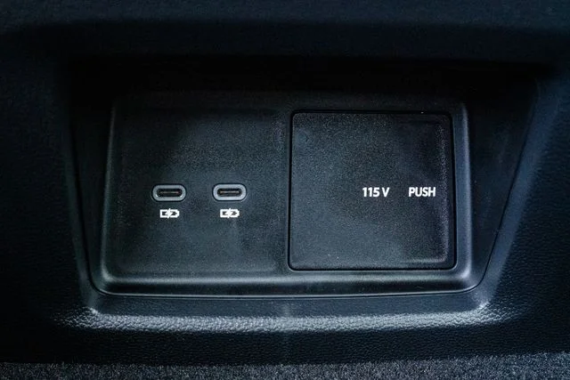 2026 Volkswagen Atlas Cross Sport SE w/Tech - Photo 37