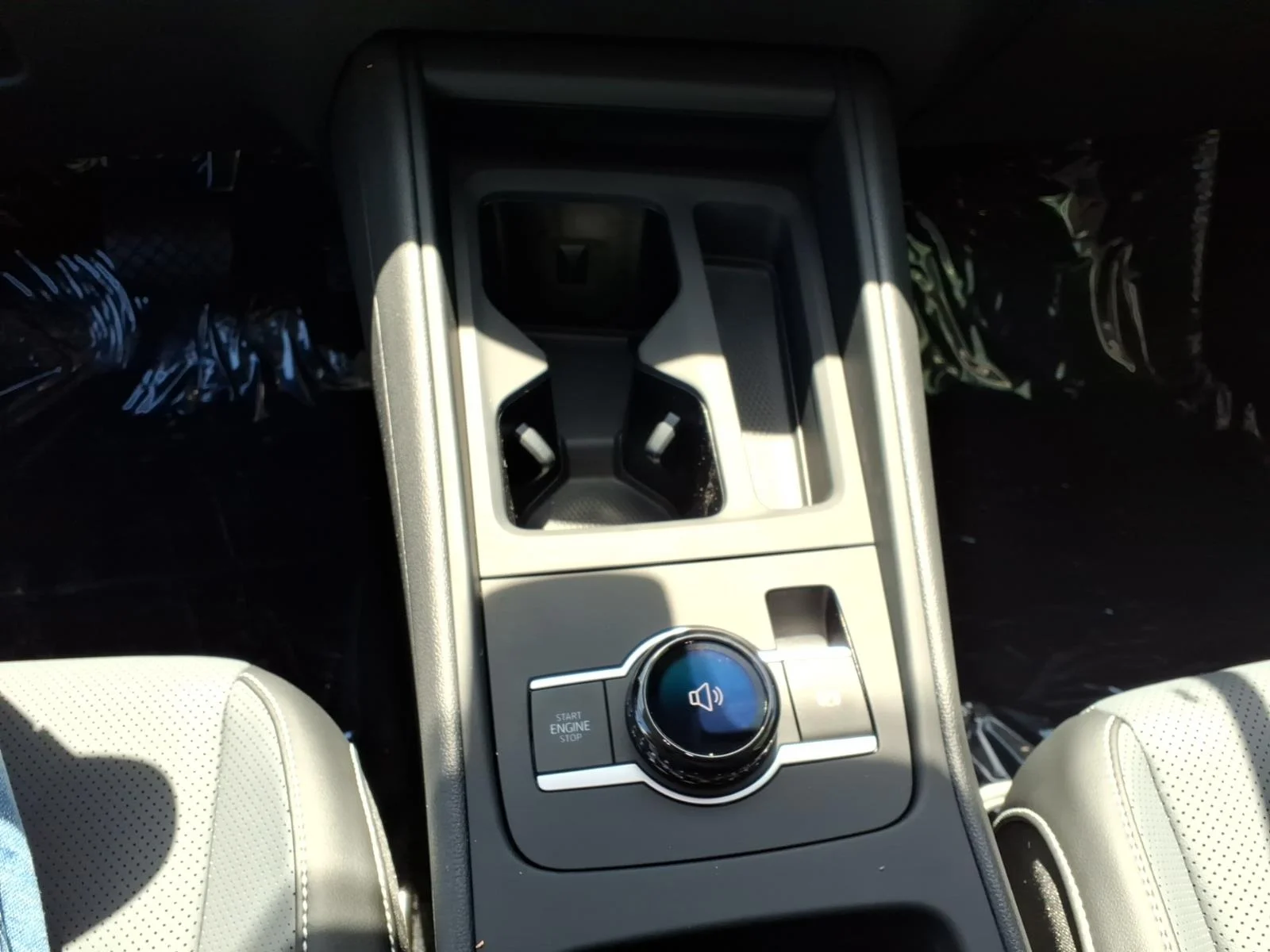 New 2026 Deep Black Pearl Volkswagen SE 4MOTION image 8
