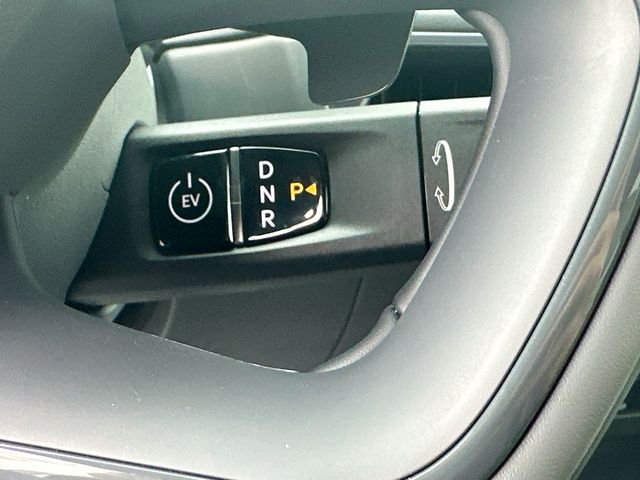 New 2026 Glacial White Pearl / Black Ro Kia GT-Line AWD image 17