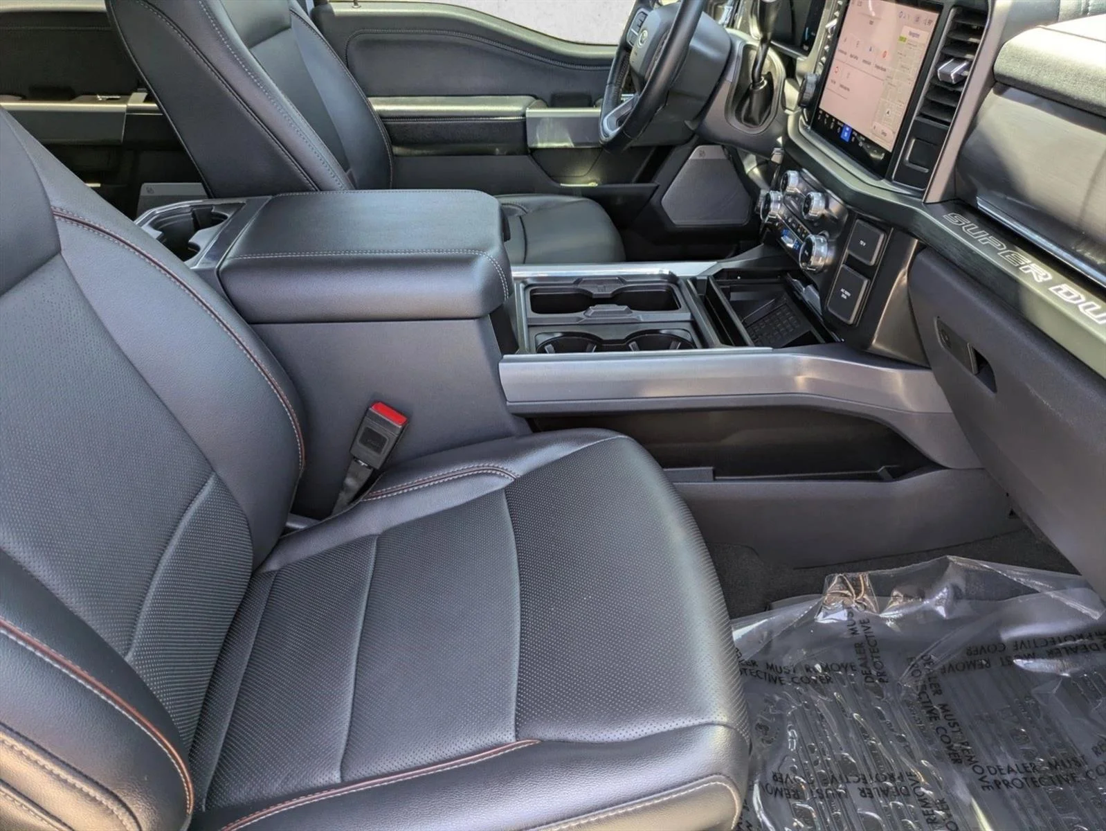 Used 2024 Glacier Gray Metallic Tri-Coat Ford LARIAT image 18