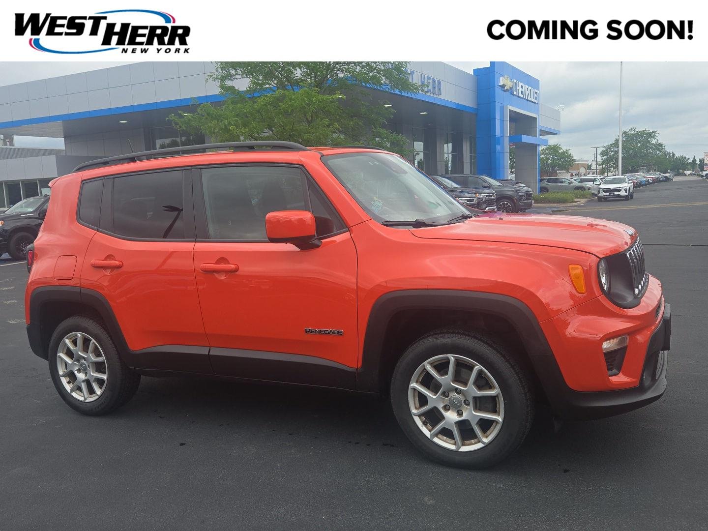 Used 2021 Omaha Orange Clearcoat Jeep Latitude image 1