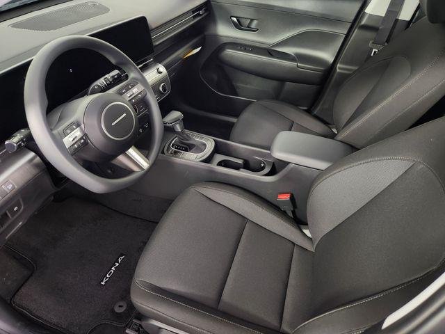 New 2027 Blue Hyundai SE AWD image 13