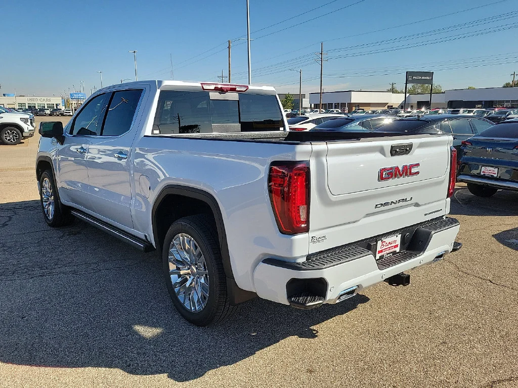 2026 GMC Sierra 1500 Denali - Photo 7