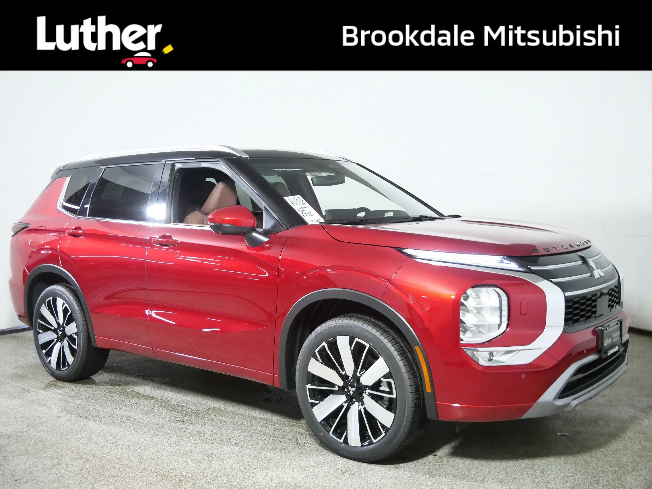 2025 Mitsubishi Outlander SEL S-AWC's photo