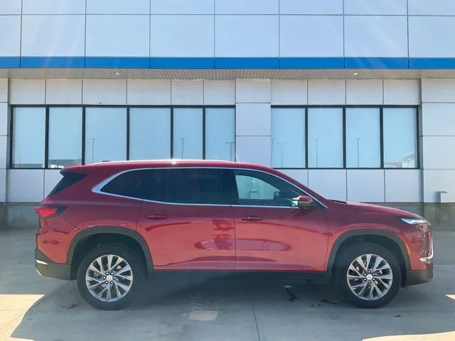 Used 2025 Red Buick Preferred image 37