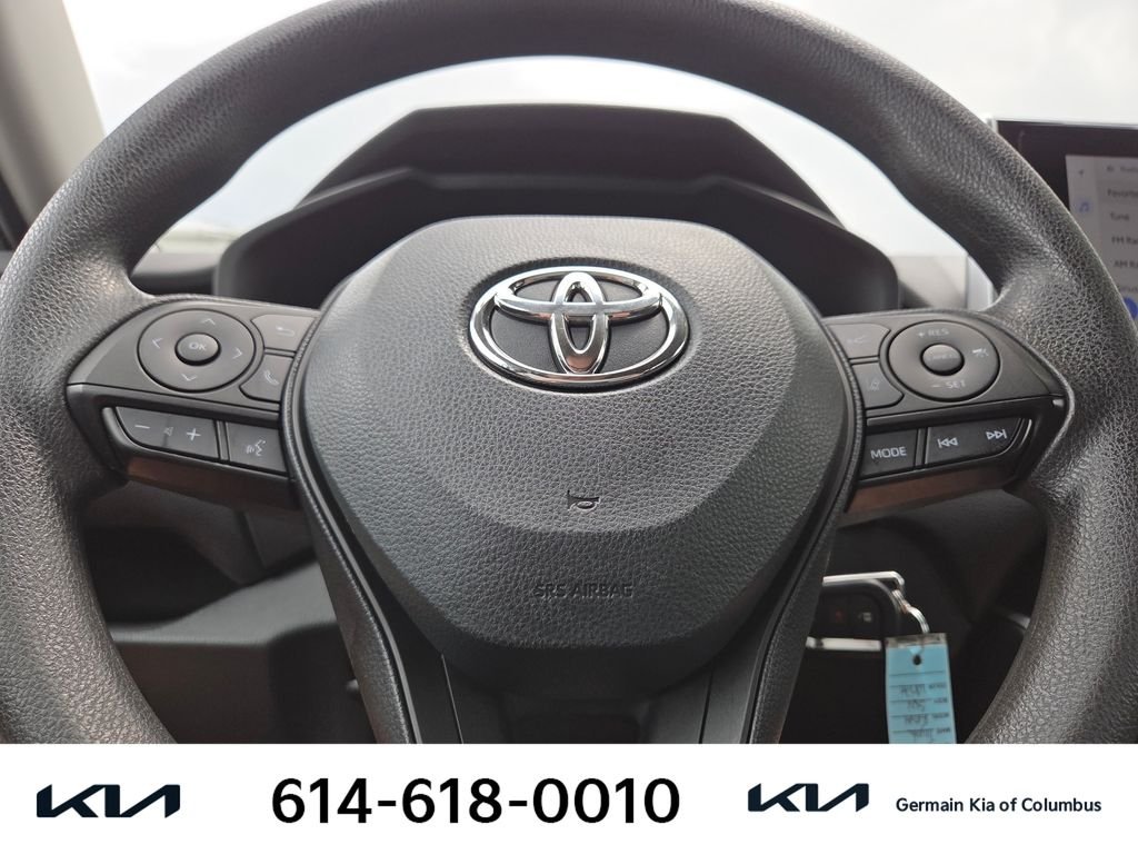 Used 2023 White Toyota LE image 21