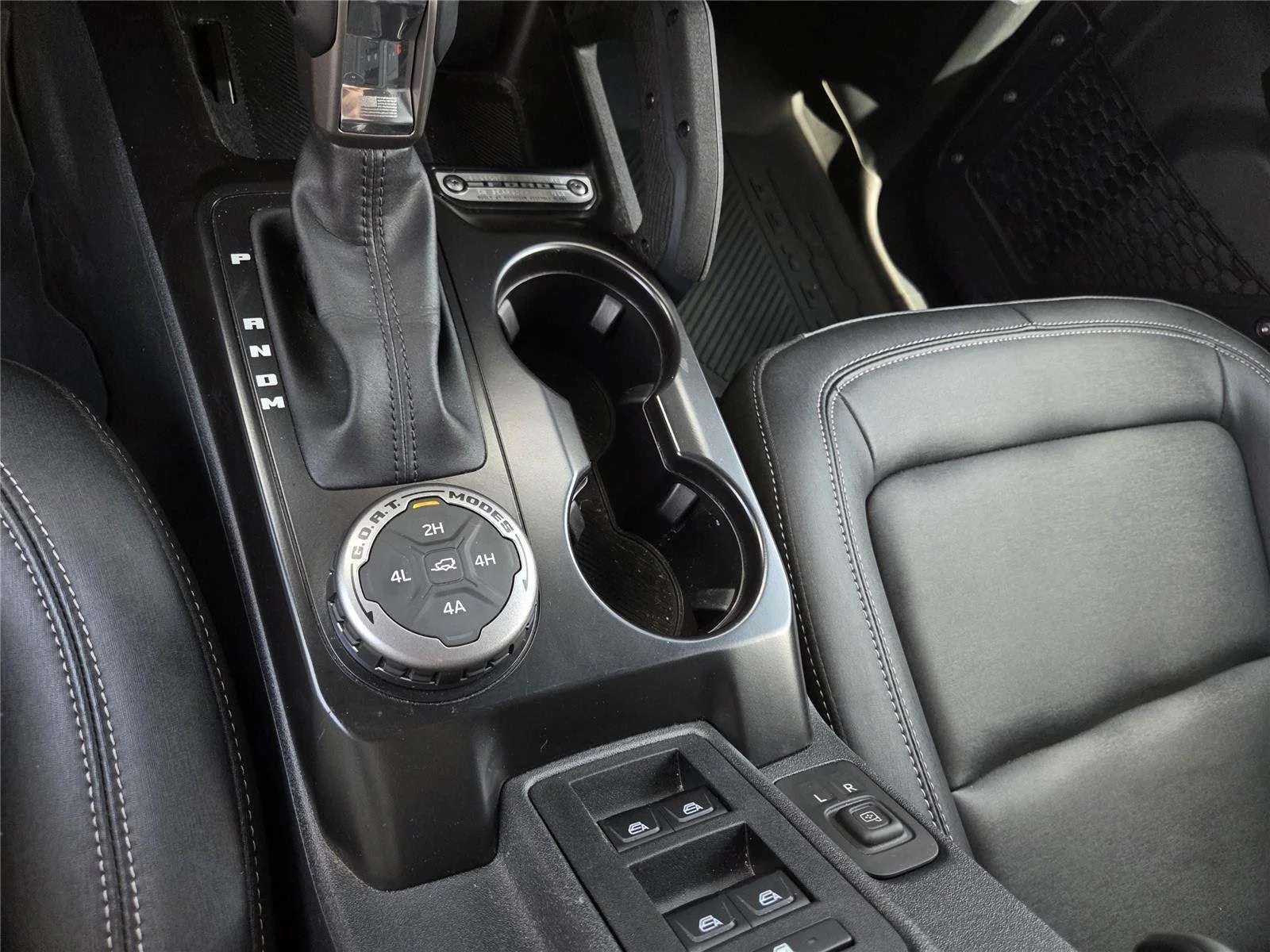 Used 2025 Shadow Black Ford Badlands image 14