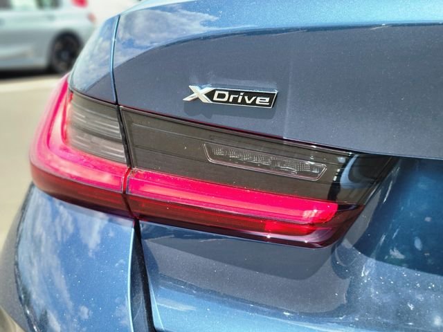 New 2026 Blue BMW 330i xDrive image 10