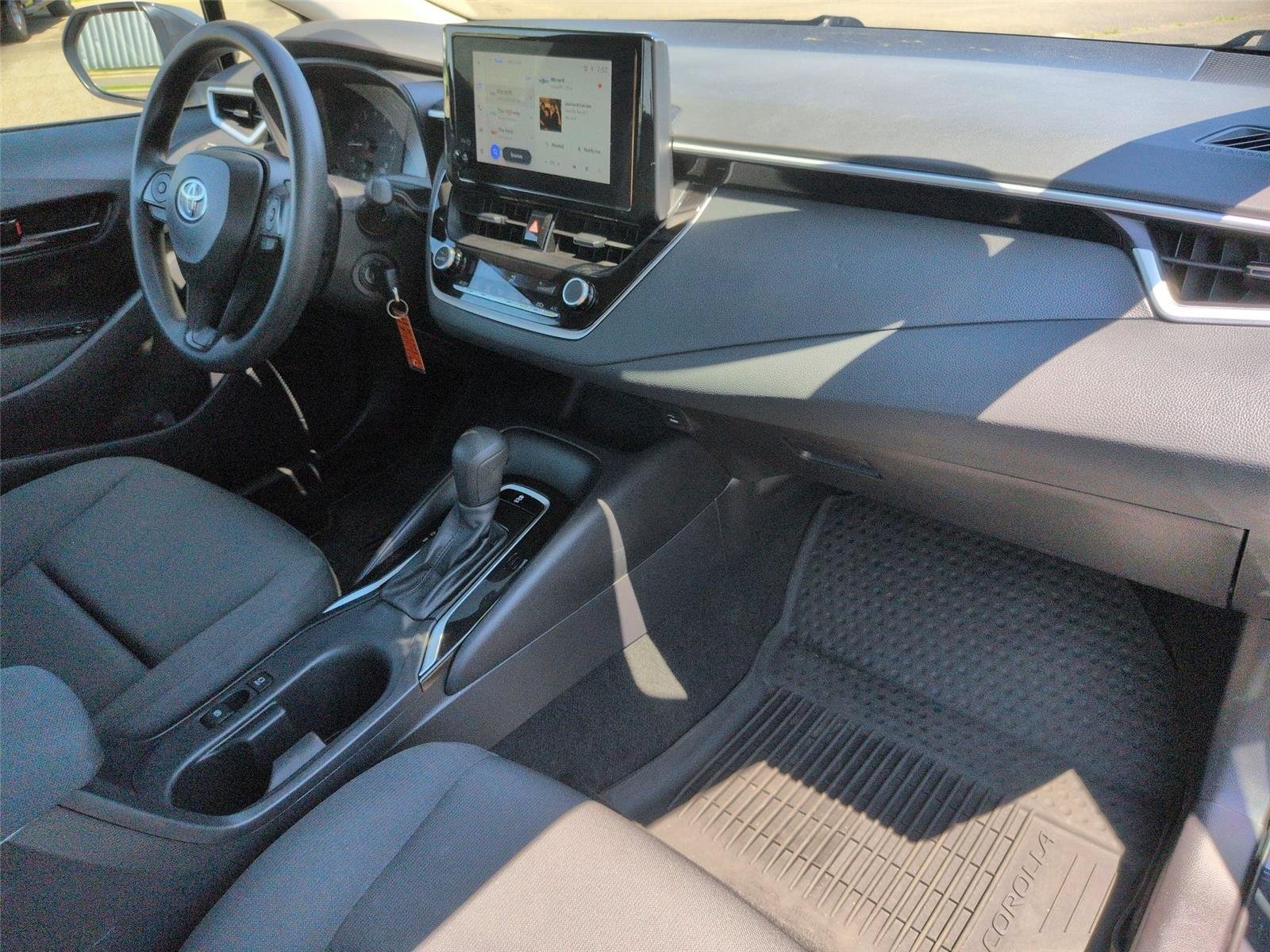 Used 2025 Underground Toyota LE image 38