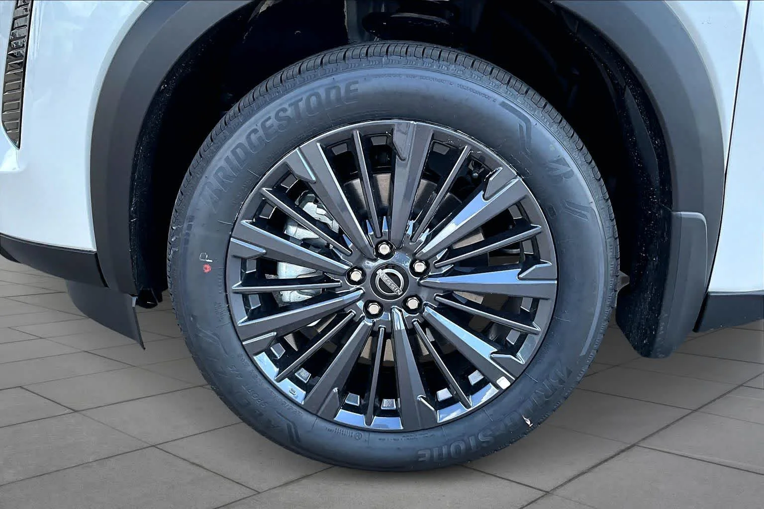 New 2026 Everest White Pearl TriCoat Nissan SL image 9