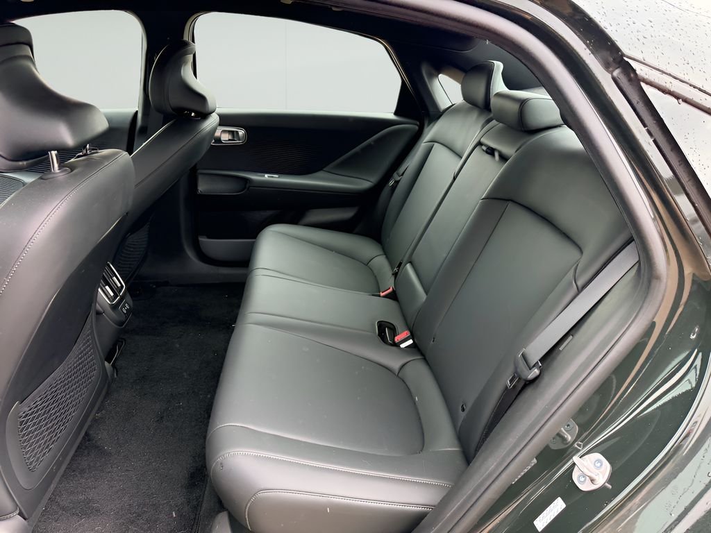 Used 2023 Digital Green Hyundai SEL image 10