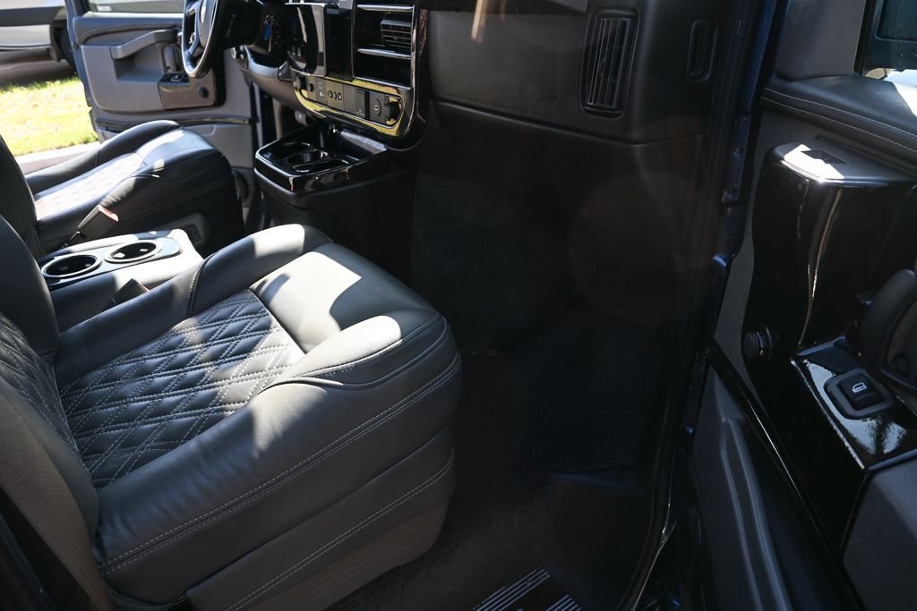 Used 2023  Explorer Conversion Van image 18