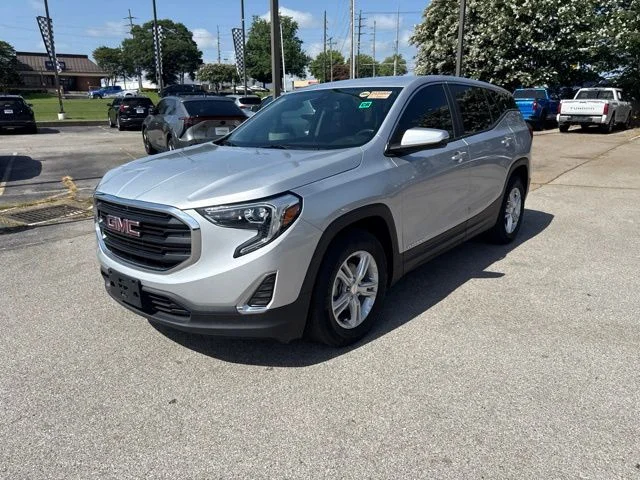 Used 2021 Silver GMC SLE image 7