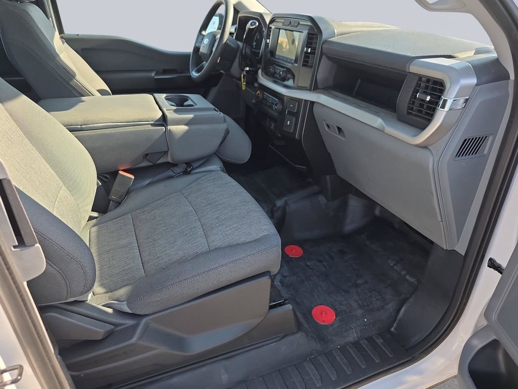 Used 2022 Oxford White Ford XL image 29