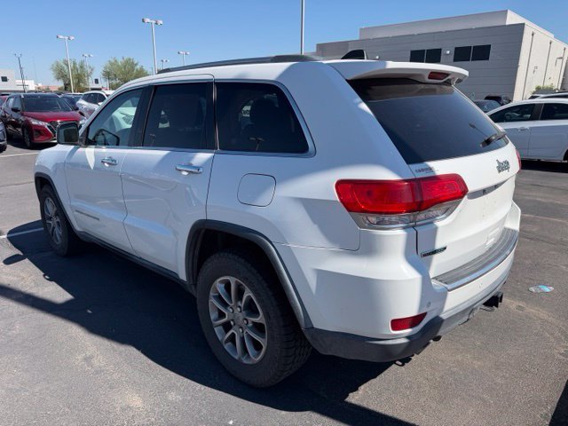 Used 2014 Bright White Clearcoat Jeep Limited image 3